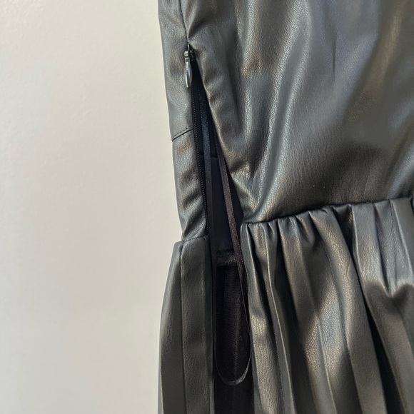 Brand new with tags ZARA Vegan Leather top - Picture 4 of 5